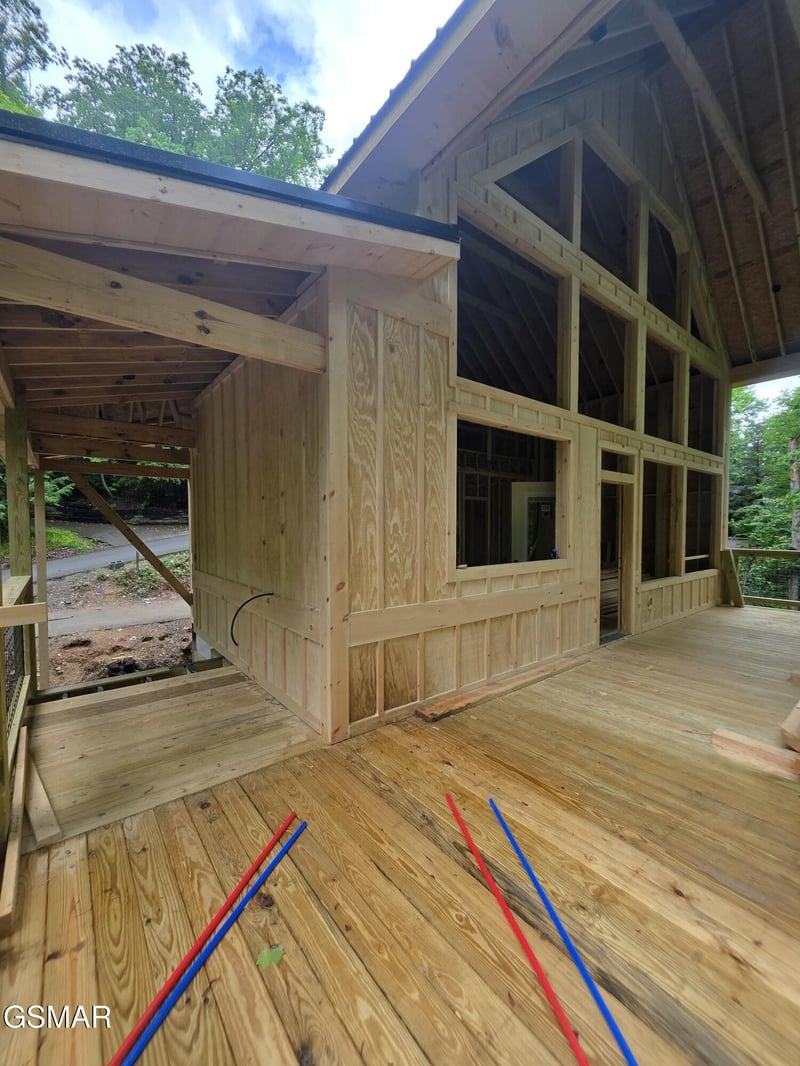 4276 Parkside Village Dr, Sevierville, TN 37862
