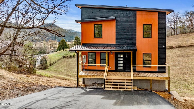 3005 Nellie Dr, Sevierville, TN 37876
