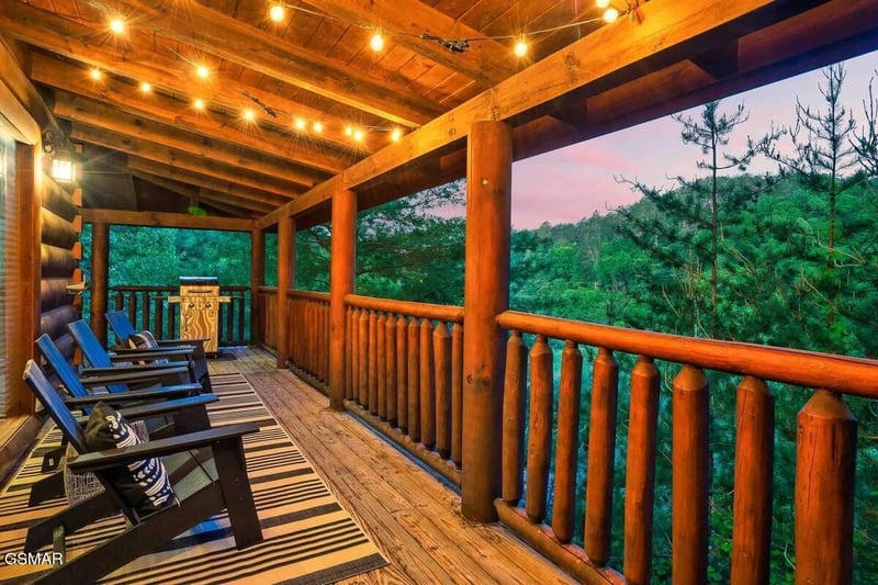 2016 Bear Haven Way, Sevierville, TN 37876