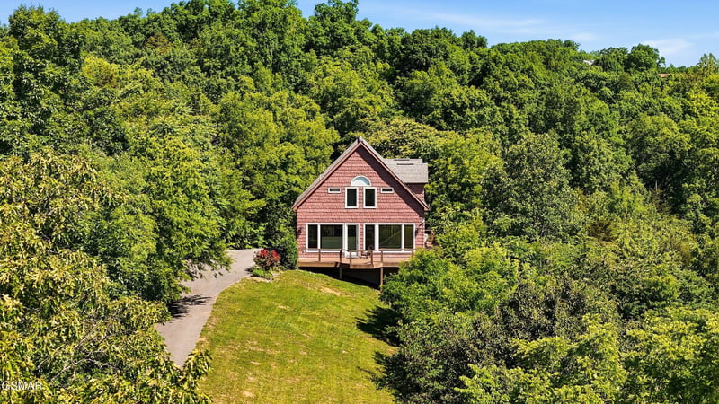 151 Ruth Ln, Sevierville, TN 37862