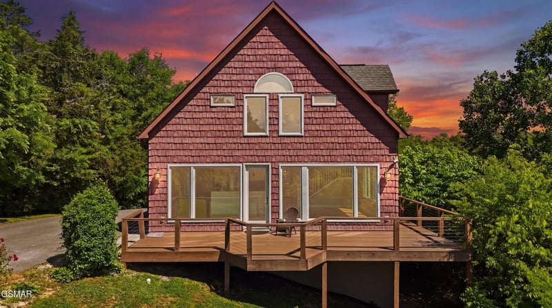 151 Ruth Ln, Sevierville, TN 37862