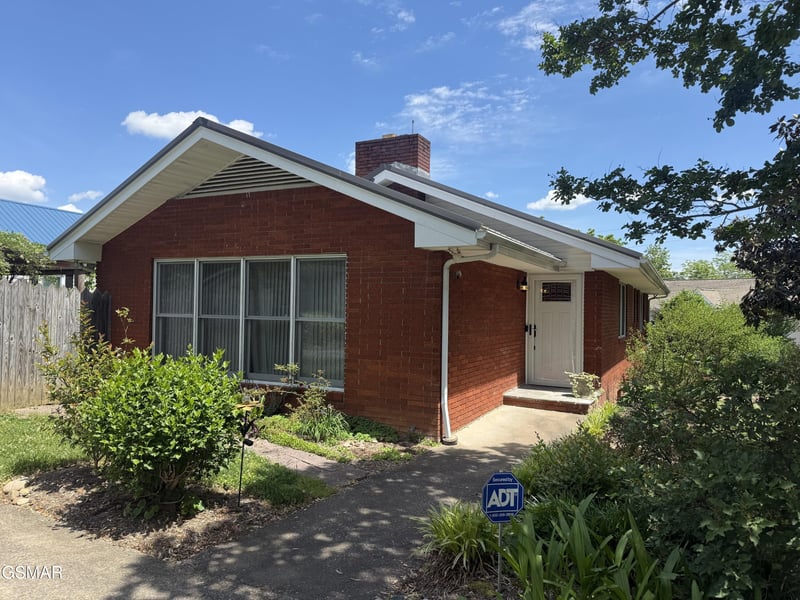 510 Marshall St, Sevierville, TN 37862