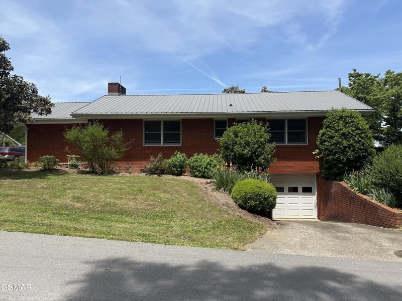 510 Marshall St, Sevierville, TN 37862
