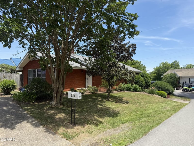 510 Marshall St, Sevierville, TN 37862