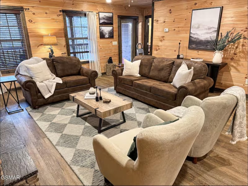 2117 Bluff Ridge Rd, Sevierville, TN 37876