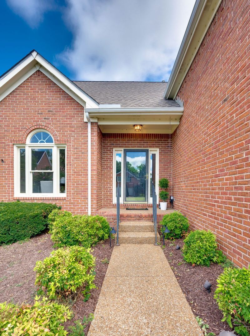 2236 Winder Cir, Franklin, TN 37064