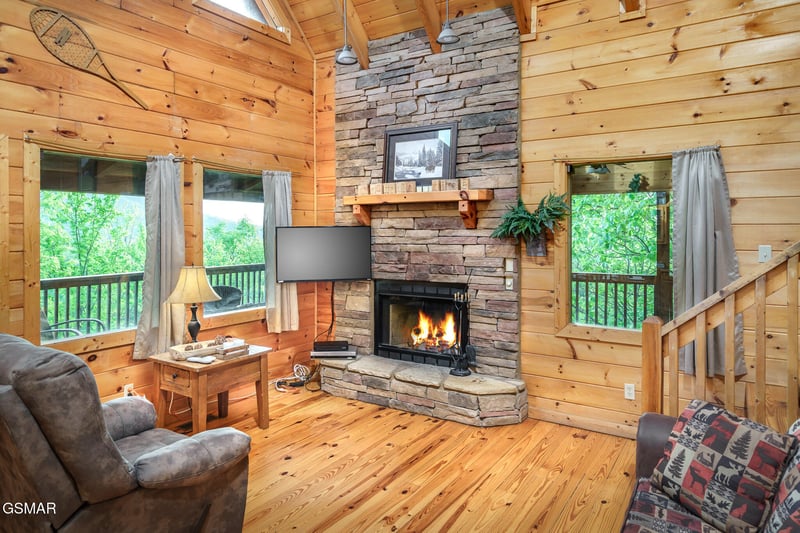 3129 Smokies Edge Rd, Sevierville, TN 37862