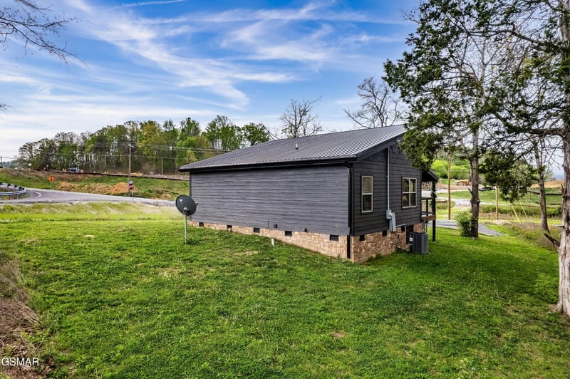 3412 Worth Rd, Sevierville, TN 37876
