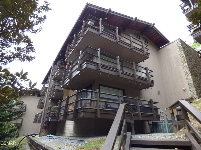 1081 Cove Rd #821, Sevierville, TN 37876