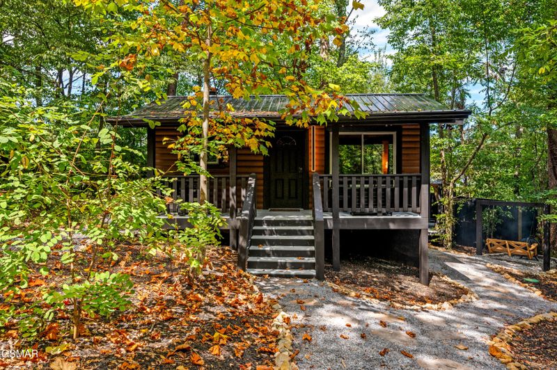 3754 Old Thomas Cross Rd, Sevierville, TN 37876