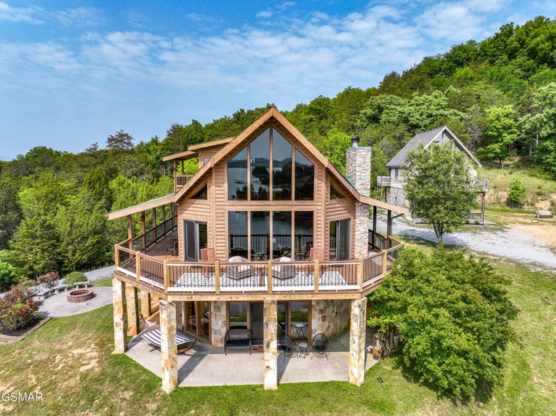 3829 Island View Way, Sevierville, TN 37876