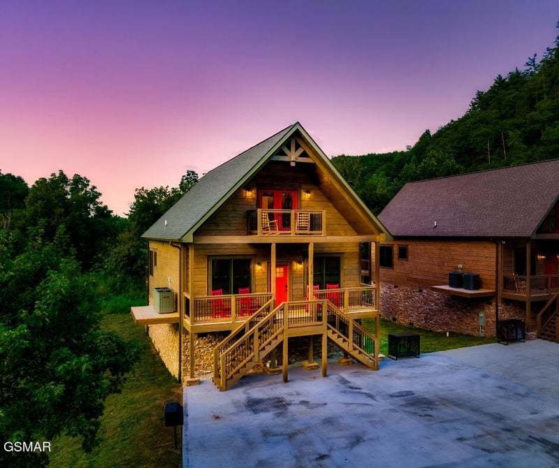 3112 Cherokee Valley Dr, Sevierville, TN 37862