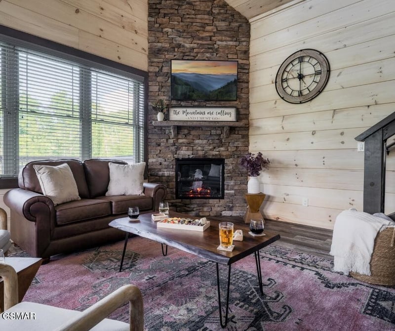 3112 Cherokee Valley Dr, Sevierville, TN 37862
