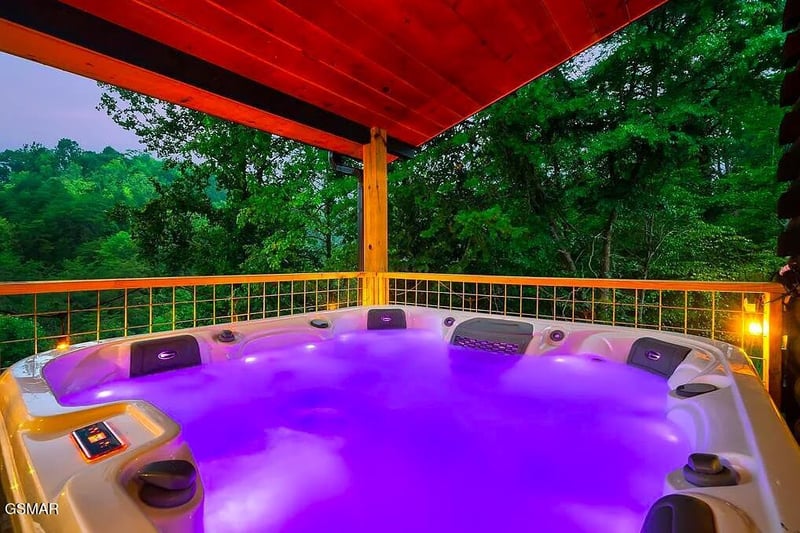 2304 Wingspan Dr, Sevierville, TN 37876