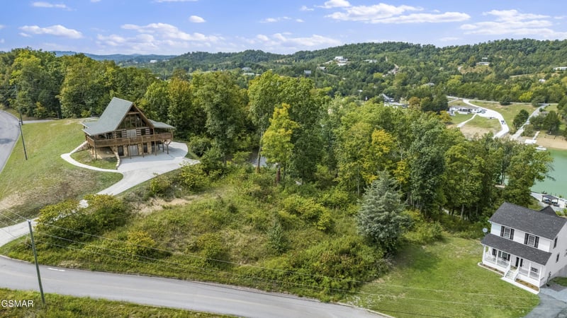 5 Harbor Point Dr Lot 5, Sevierville, TN 37876