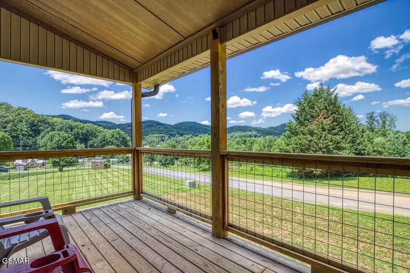 3136 Thomas Headrick Rd, Sevierville, TN 37862