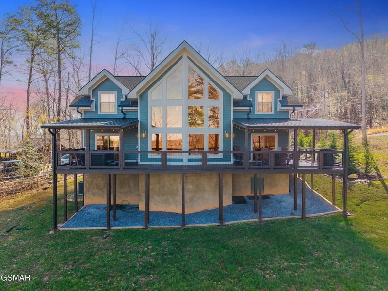 3360 Priscilla Heights Ln, Sevierville, TN 37862