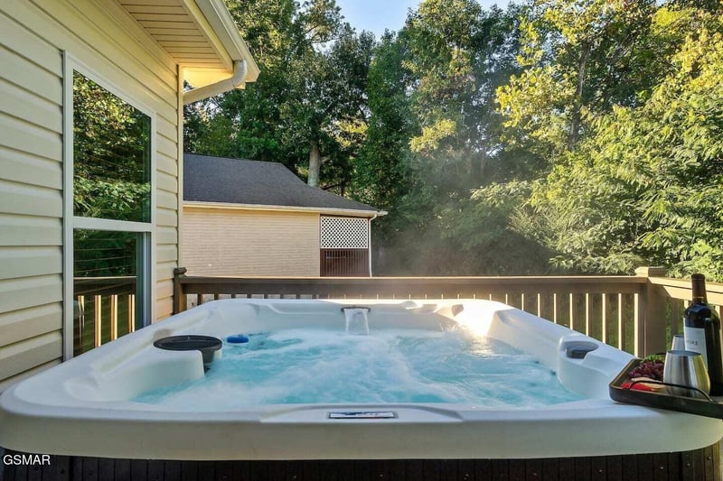 2012 Slippery Rock Cir, Sevierville, TN 37862