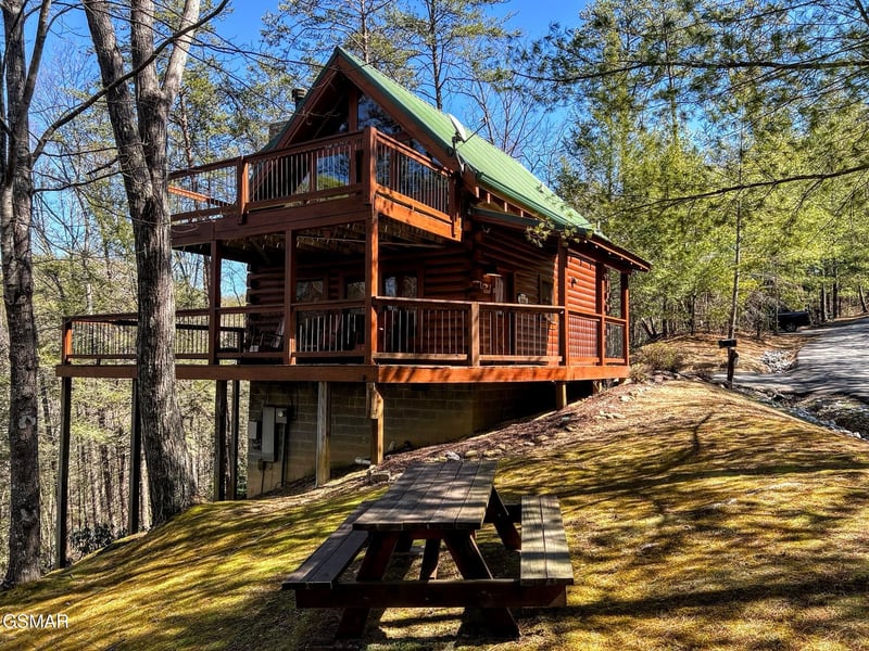 3035 Brothers Way, Sevierville, TN 37862