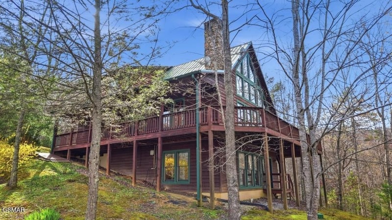 4120 Burning Tree Ln, Sevierville, TN 37862