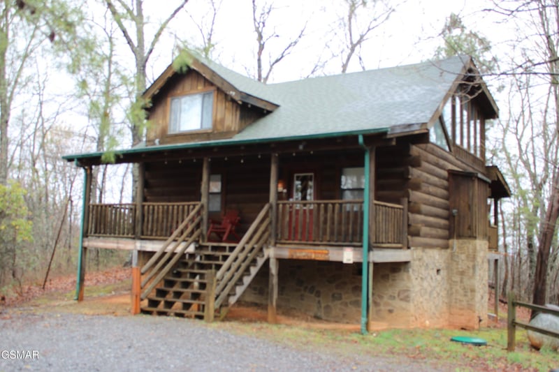 2232 E View Dr, Sevierville, TN 37876