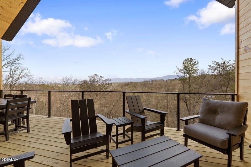 1863 Bluff Ridge Rd, Sevierville, TN 37876