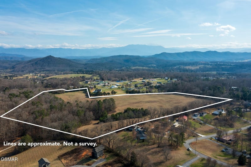 2340 Old Newport Hw, Sevierville, TN 37876