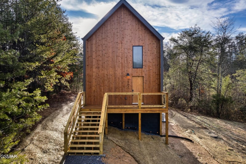 3553 Lillie Blvd, Sevierville, TN 37876