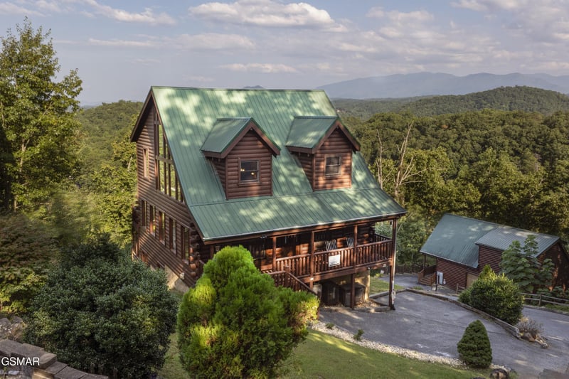 2251 Upper Middle Creek Rd #20, Sevierville, TN 37876