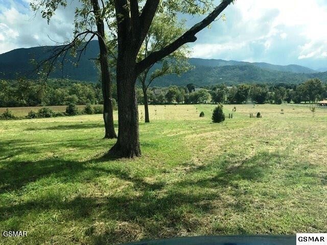 3557 Wears Valley Rd, Sevierville, TN 37862