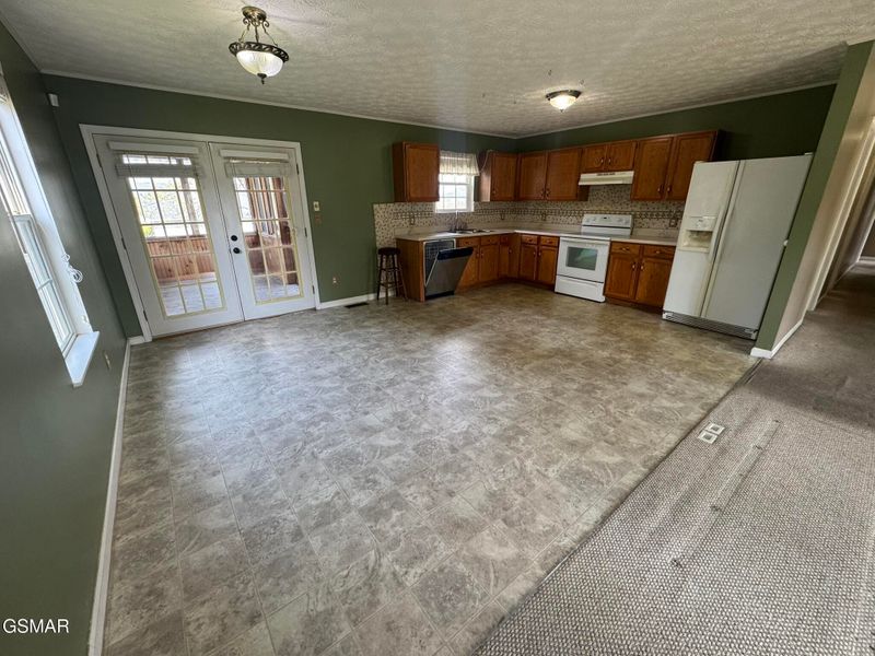 1645 Jasmine Trl, Sevierville, TN 37862