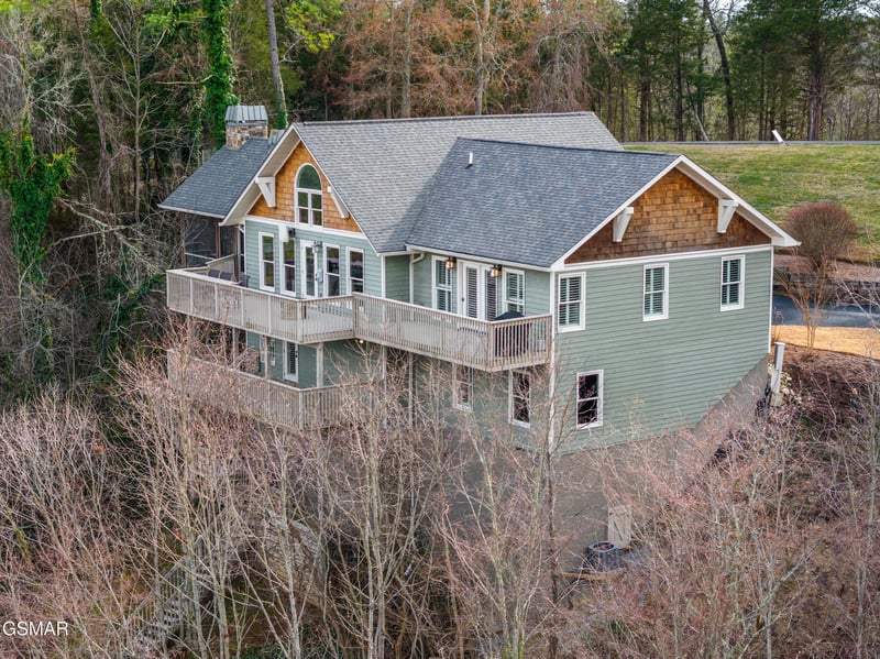 1965 Mccroskey Ln, Sevierville, TN 37876