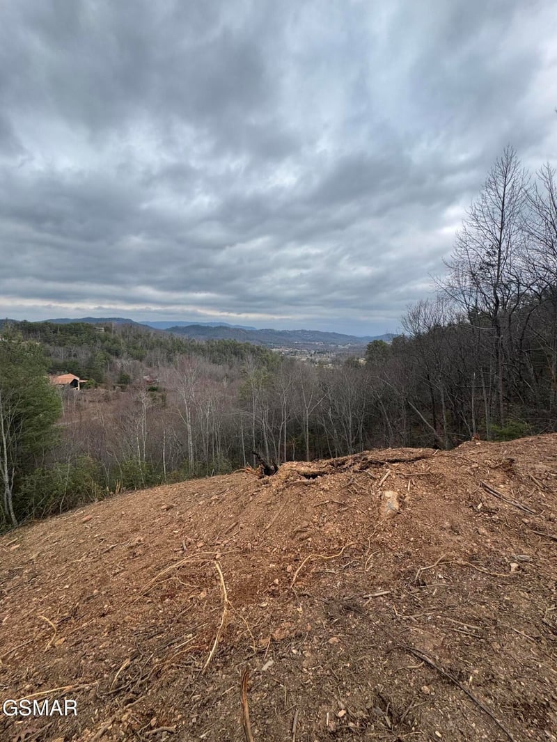 18 Hikers Path Ln Lot 18R, Sevierville, TN 37876