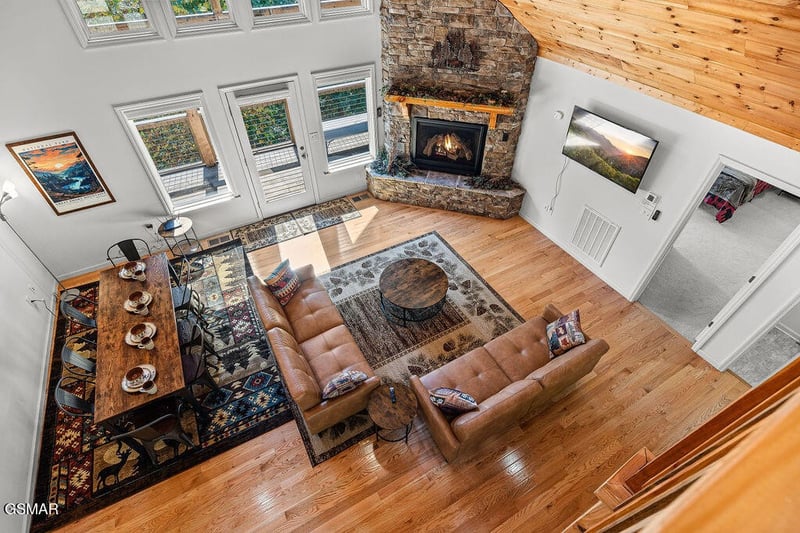 5042 Settlers View Ln, Sevierville, TN 37862