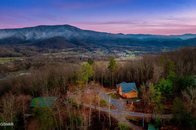 1890 Natures, Sevierville, TN 37862