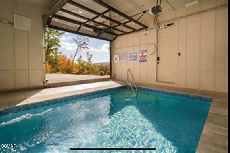 3343 Summit Trails Dr, Sevierville, TN 37862