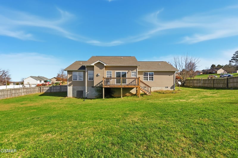 1660 Turtle Dove Trl, Sevierville, TN 37862