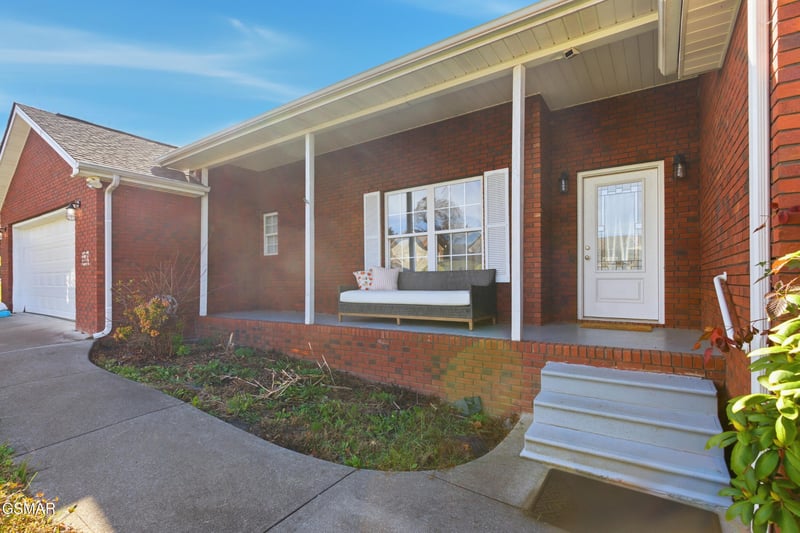 1660 Turtle Dove Trl, Sevierville, TN 37862