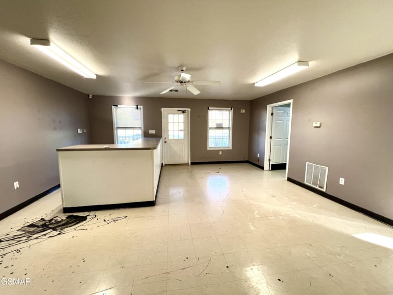 1117 Oak Cluster Dr, Sevierville, TN 37862