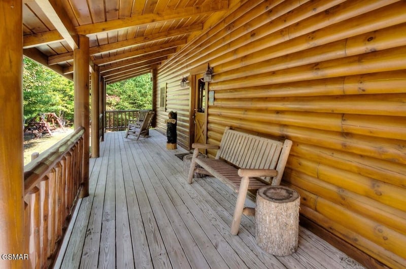 4548 Whetstone Rd, Sevierville, TN 37862