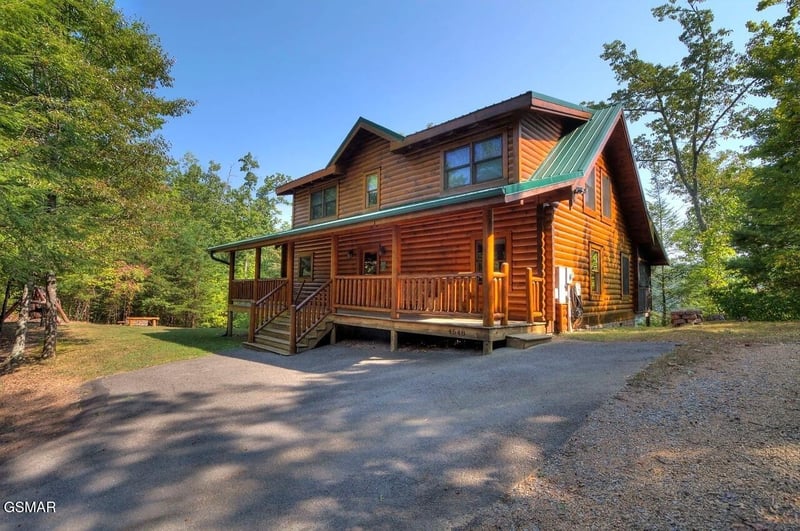 4548 Whetstone Rd, Sevierville, TN 37862