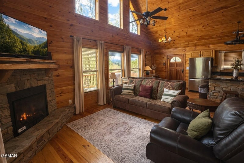 2810 Teaberry Hill Way, Sevierville, TN 37862