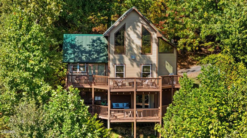 2774 Overholt Trl, Sevierville, TN 37862