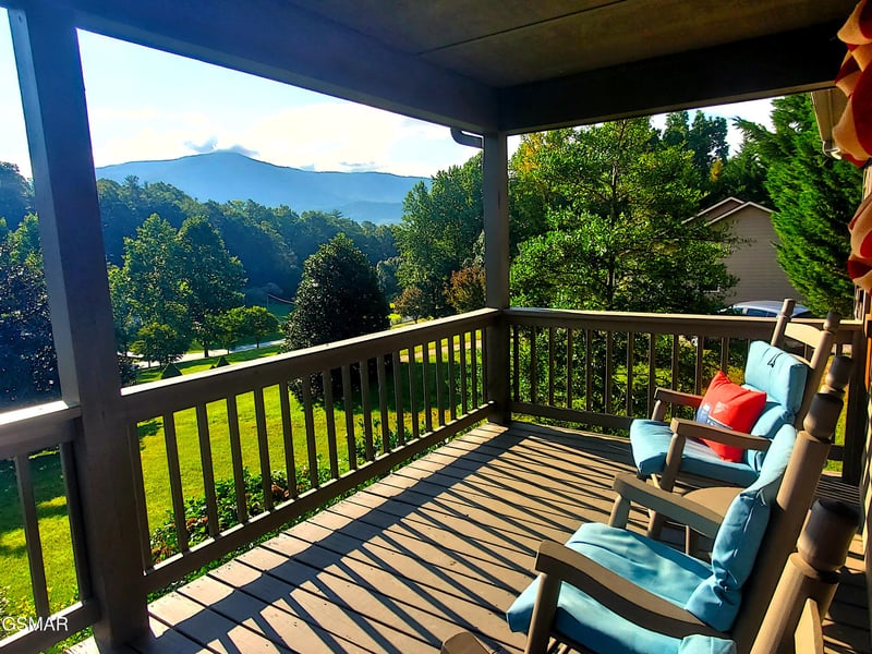 3183 Wears Dr, Sevierville, TN 37862