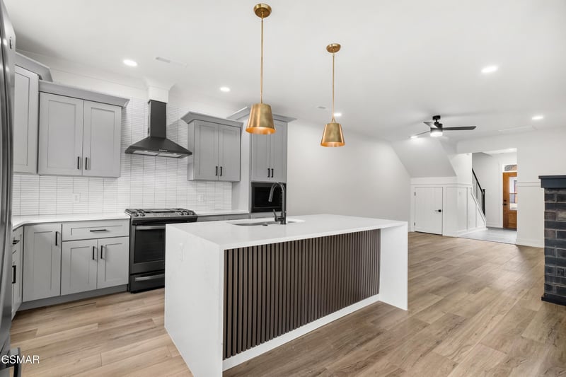1056 Watch Hill Way, Sevierville, TN 37862