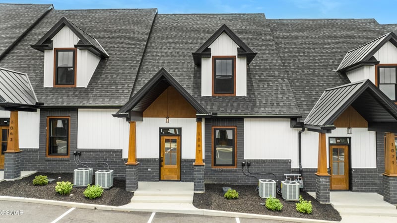 1067 Watch Hill Way, Sevierville, TN 37862