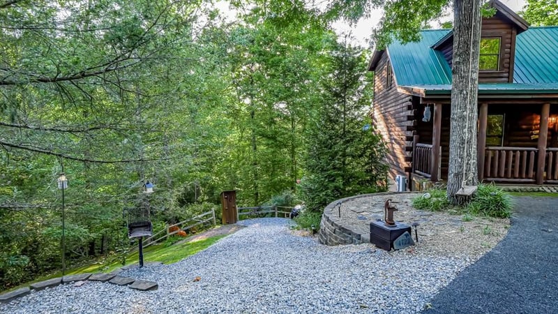 4723 Riversong Ridge Way, Sevierville, TN 37876