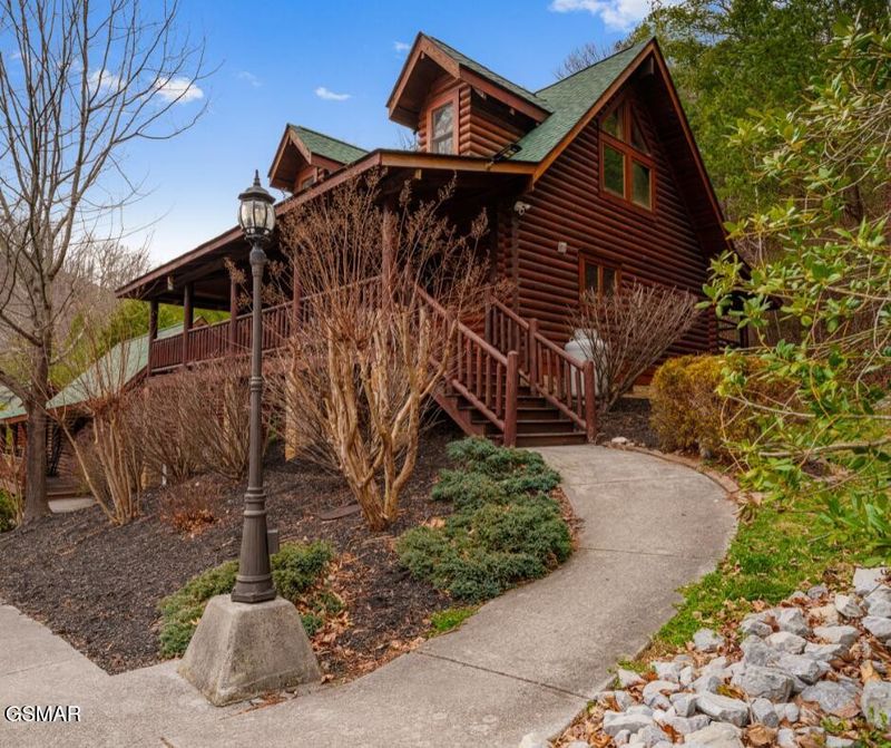 3147 Smoky Ridge Way, Sevierville, TN 37862