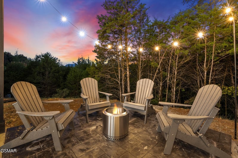 1137 Reedmont Way, Sevierville, TN 37876