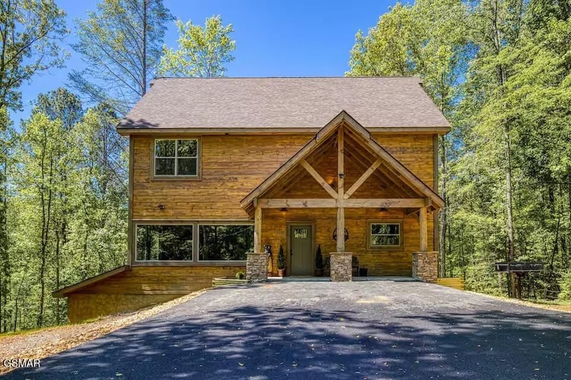 2119 Cub Cir, Sevierville, TN 37862